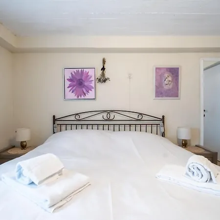 Zeelucht With Private Garden By Interhome De Haan