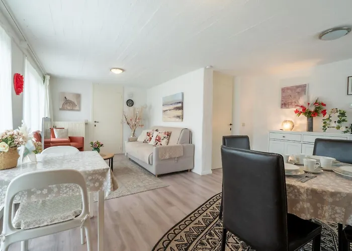 Zeelucht With Private Garden By Interhome Lägenhet De Haan