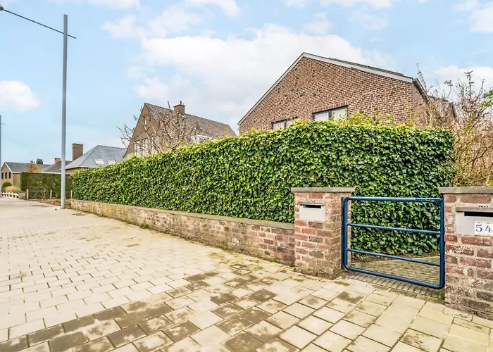 Lägenhet Zeelucht With Private Garden By Interhome De Haan