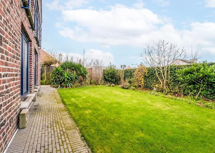 Zeelucht With Private Garden By Interhome Lägenhet *